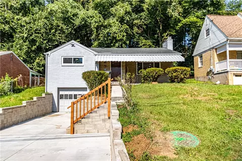 400 Janice Dr, Pittsburgh, PA 15235