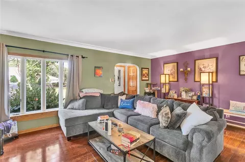 211 Mamont Dr, Export, PA 15632 photo 9