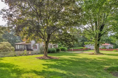211 Mamont Dr, Export, PA 15632 photo 5