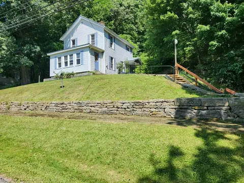 101 Broad St, Sandy Lake, PA 16145