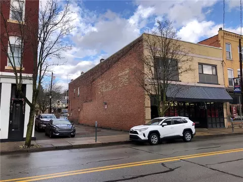 153 143 Market St, Leechburg, PA 15656