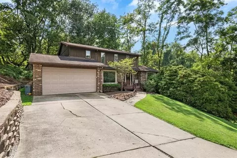 1270 Havelock St, Pittsburgh, PA 15234