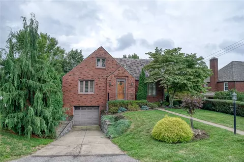 415 Reel Ave, West View, PA 15229