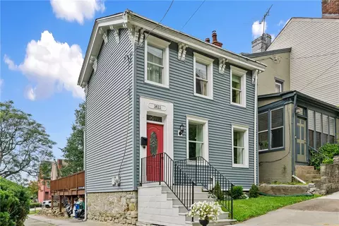 1411 Porterfield St, Pittsburgh, PA 15212