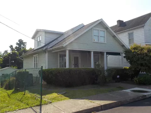 108 N Water, Masontown, PA 15461