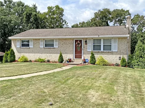 1063 Fiddleback Dr, Mckees Rocks, PA 15136