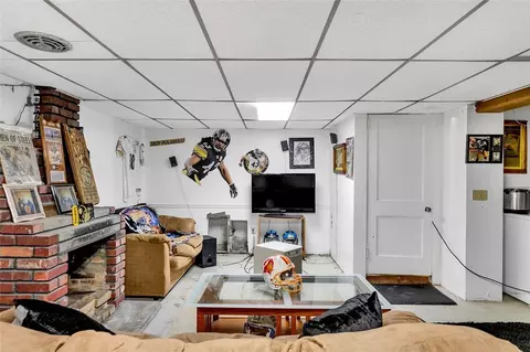 1701 Brinton Ave, Braddock, PA 15104 photo 32