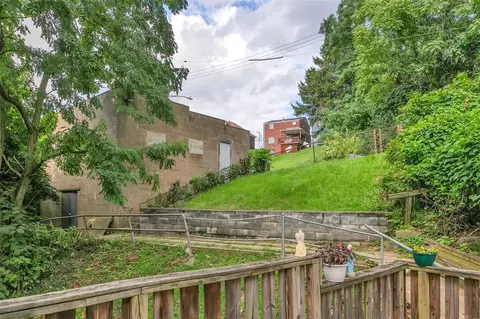 1701 Brinton Ave, Braddock, PA 15104 photo 10