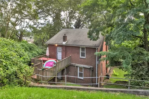 1701 Brinton Ave, Braddock, PA 15104 photo 5