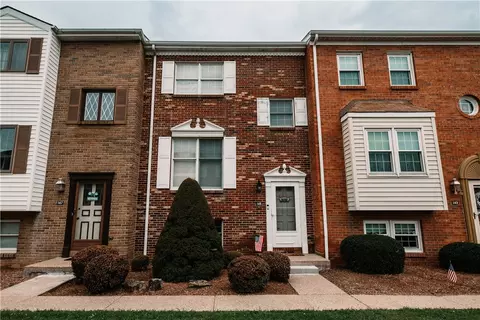 145 Canterbury Cmns, Indiana, PA 15701