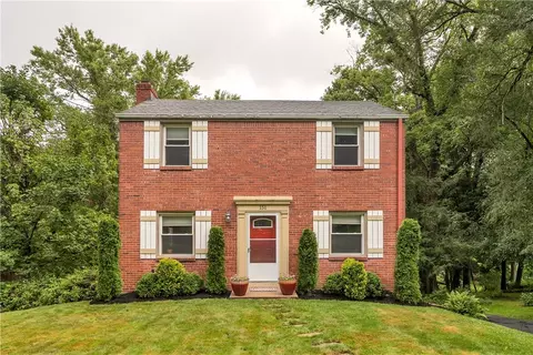 151 Cypress Dr, Pittsburgh, PA 15241