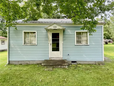 1290 Hickory St, Espyville, PA 16424