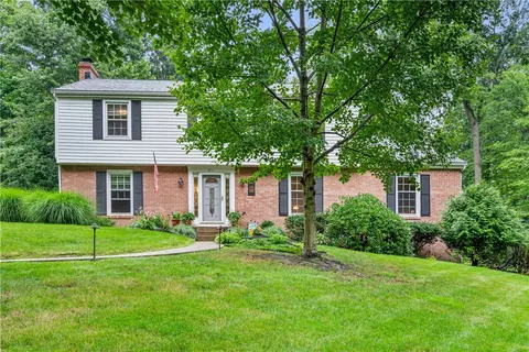 811 Olive St, Pittsburgh, PA 15237