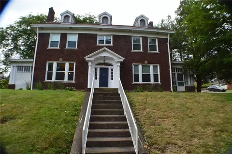 910 Lincoln St, Monongahela, PA 15063