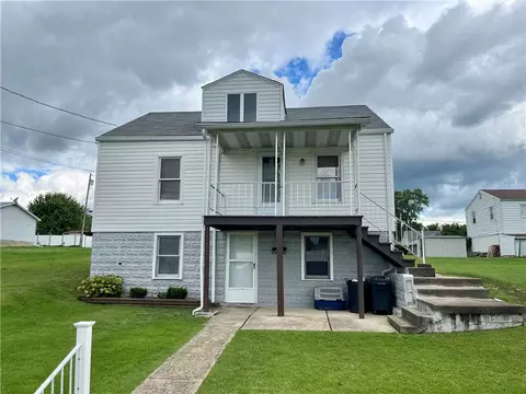 206 Commercial Ave, Masontown, PA 15461