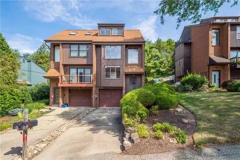 38 Bethany Dr #A, Pittsburgh, PA 15215