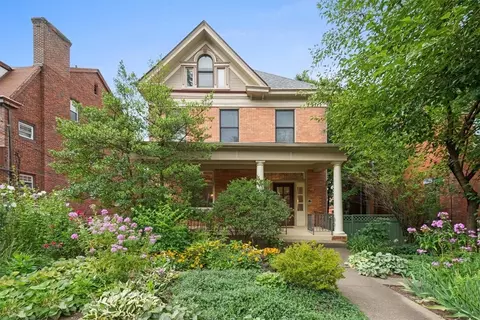 5641 Woodmont St, Pittsburgh, PA 15217