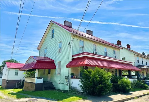 2 W Harrison Ave # -4, Latrobe, PA 15650