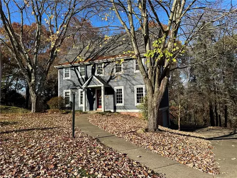 607 Wiltshire Ct, Wexford, PA 15090