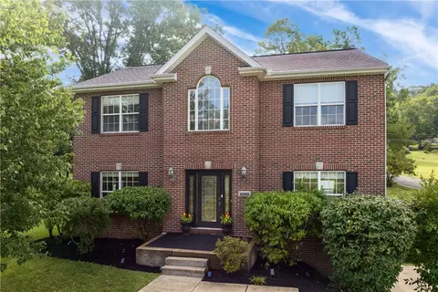 690 Ingomar Rd, Wexford, PA 15090