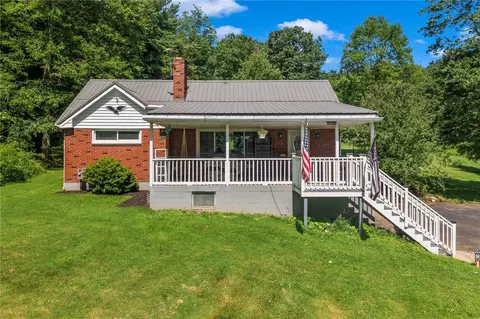212 Parkhill Rd, Baden, PA 15005