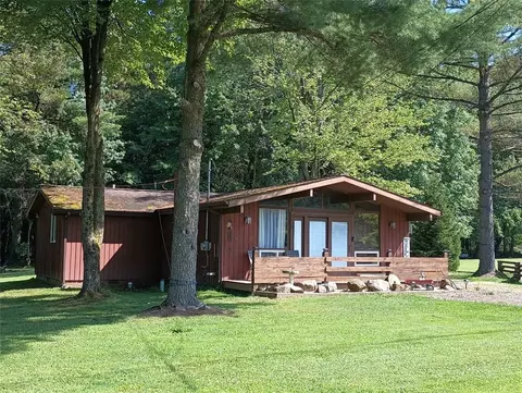 1118 Winding Way, Jamestown, PA 16134