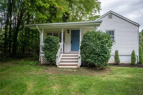 979 Buckeye Dr, Sharpsville, PA 16150