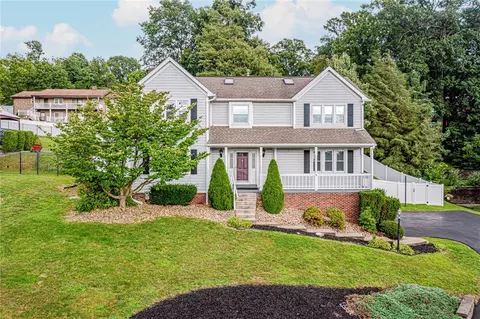3240 Ridgeway Rd, Greensburg, PA 15601