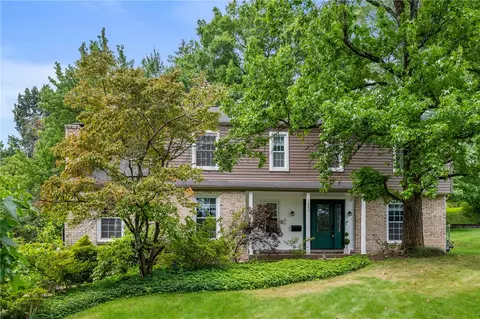 1255 Lamson Cir, Pittsburgh, PA 15241