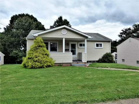 1924 Rhode Island Ave, Aliquippa, PA 15001