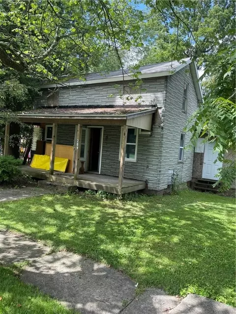 209 Scipio St, Jamestown, PA 16134