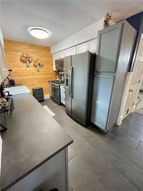 201 S Summit Dr, Apollo, PA 15613 photo 9