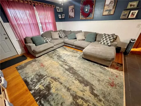 201 S Summit Dr, Apollo, PA 15613 photo 2