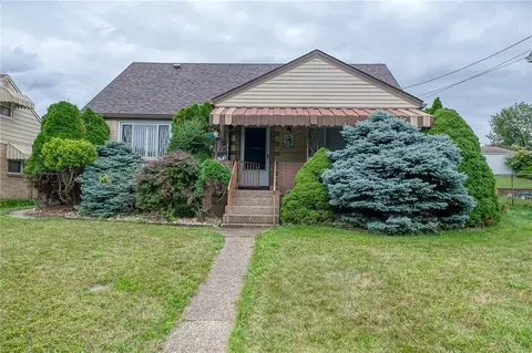 178 E Marigold St, Homestead, PA 15120