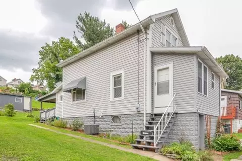 423 Spring St, Richeyville, PA 15358