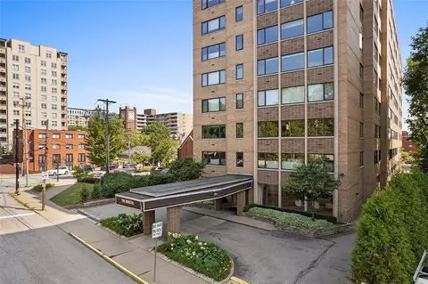 154 N Bellefield Ave #83, Pittsburgh, PA 15213