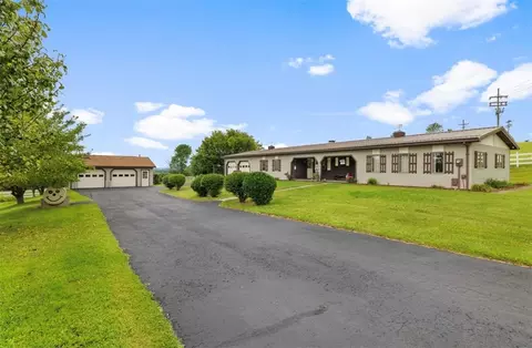 211 Mostoller Rd, Somerset, PA 15501