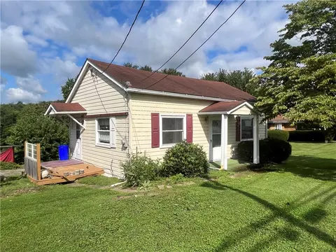 374 Bridgeport St, Mount Pleasant, PA 15666