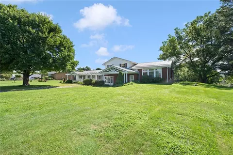 114 Hoffer Plan Rd, Stahlstown, PA 15687