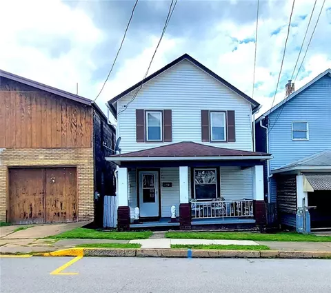 714 Holland St, Vandergrift, PA 15690
