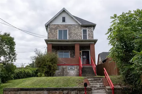 21 N 5th St, Duquesne, PA 15110