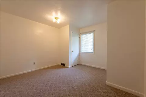 110 Park Ave, Apollo, PA 15613 photo 24