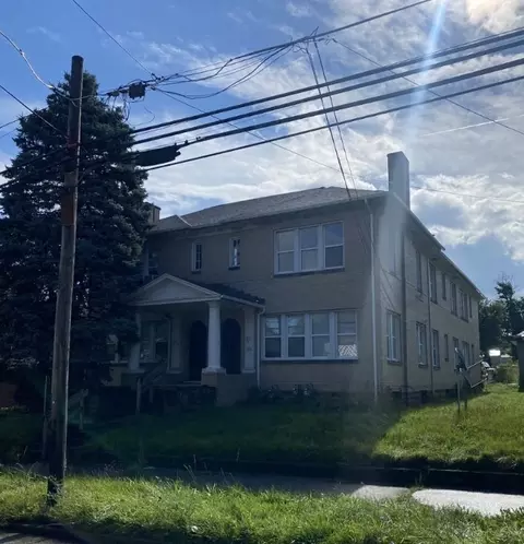 186 N Gallatin Ave, Connellsville, PA 15425