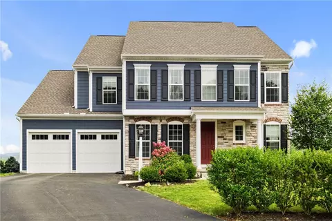 157 Overbrook Dr, Cranberry Township, PA 16066