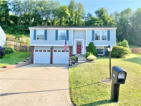 3620 Falmouth Dr, South Park, PA 15129