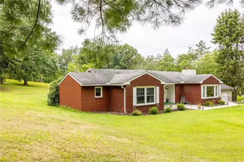 119 S Humberson Dr, Somerset, PA 15501