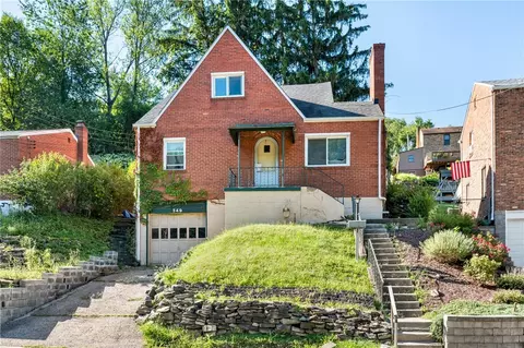 349 Maytide St, Pittsburgh, PA 15227