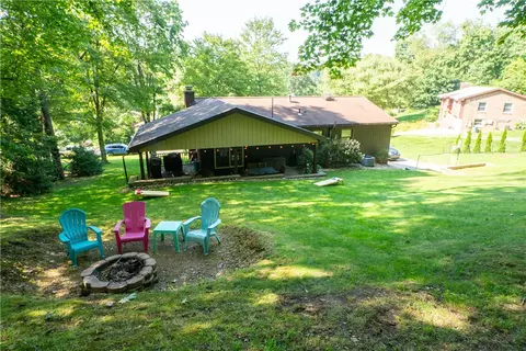 163 Edgewater Dr, Monaca, PA 15061 photo 25
