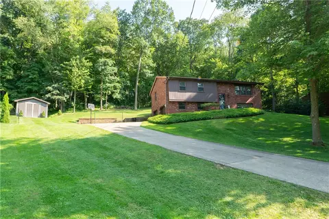 163 Edgewater Dr, Monaca, PA 15061 photo 30