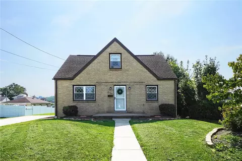 2449 Linden Ave, Aliquippa, PA 15001